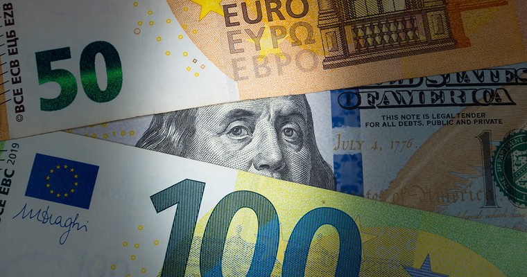 EUR/USD: EU-PMI nach oben revidiert