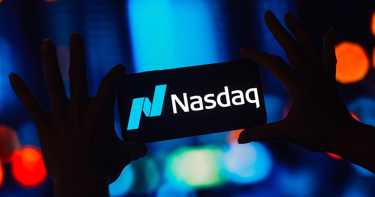 NASDAQ 100 klettert auf neues Allzeithoch