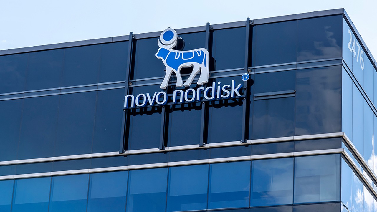 Novo Nordisk zahlt 2,6 Milliarden US-Dollar für Exklusivrechte an einen Wirkstoffkandidaten