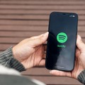 UNIVERSAL und WARNER stehen vor wegweisenden KI-Lizenzverträgen