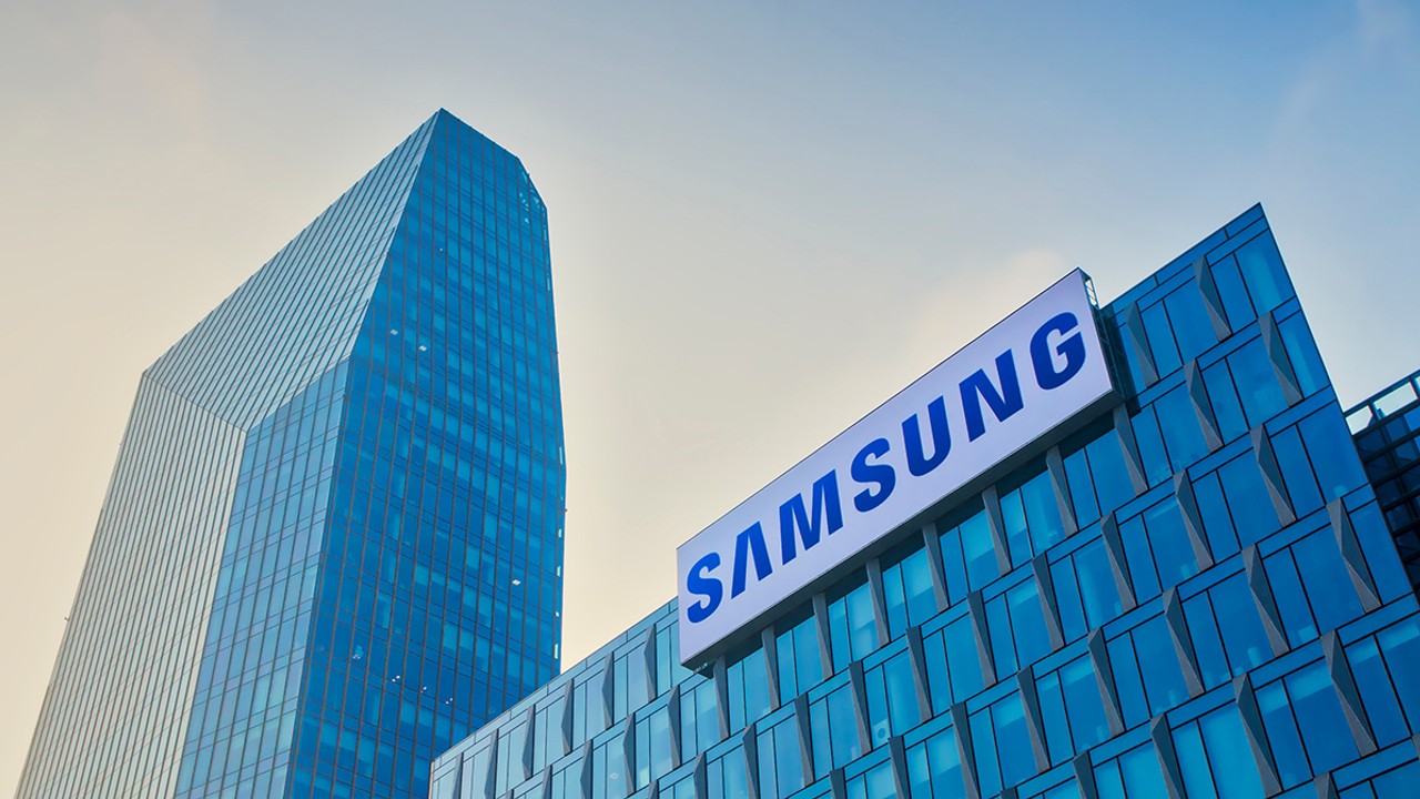 (3⁺) SAMSUNG – Falls der KI-Hahn zugedreht wird: Aktie verliert stark ...
