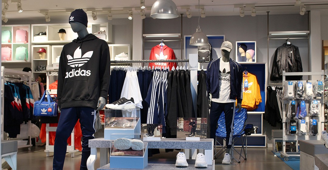 ADIDAS - Gewinn liegt unter den Erwartungen, Umsatzprognose erhöht