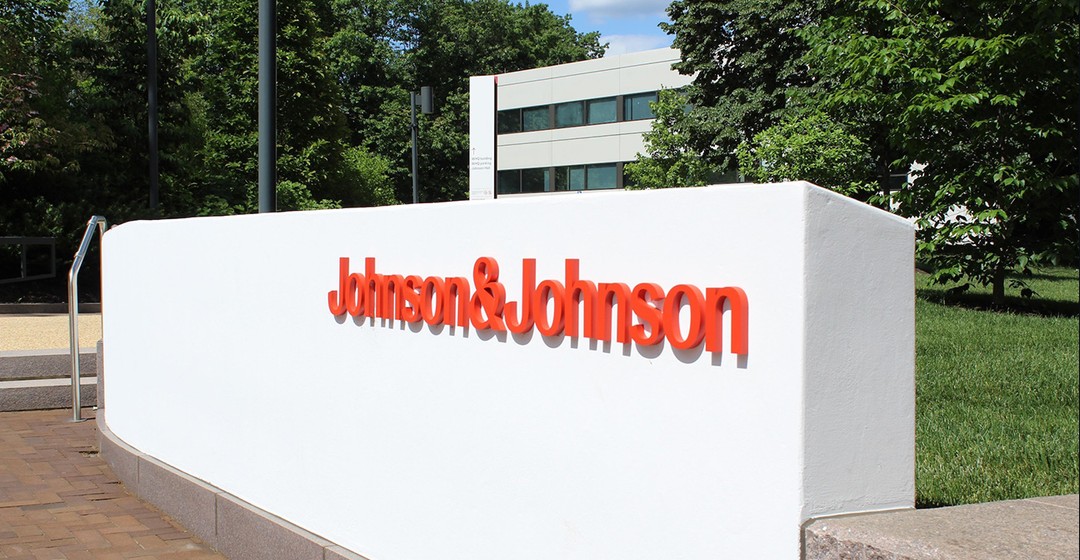 JOHNSON & JOHNSON - Kurssprung nach Zahlen und Prognoseanhebung