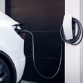 TESLA - Analyst sieht mehr als 90 % Abwärtspotenzial für die Aktie
