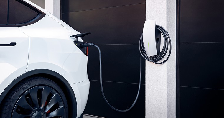 TESLA - Analyst sieht mehr als 90 % Abwärtspotenzial für die Aktie