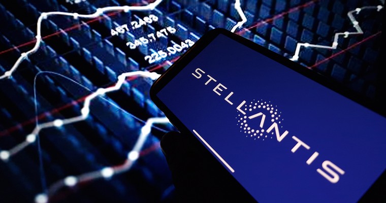 STELLANTIS mit Giganto-Abschreibung, Aktie stürzt ab