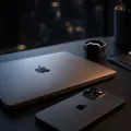 APPLE – Neue Allzeithochs und alte Fragen