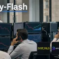 Midday-Flash: DAX gibt nach – Ölpreis zieht nach Angriffen an
