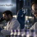 Teaserbild von BRISTOL MYERS SQUIBB: Umsatzprognose steigt – doch das Gewinnziel sinkt