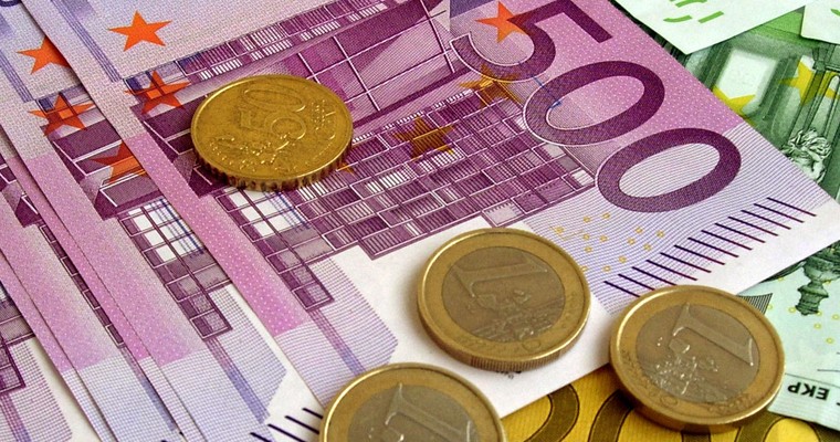 Preisauftrieb schwächt sich weiter ab - Frankreich verfehlt Defizitziel