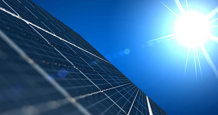 Solarenergieerzeugung - von der politischen Sonne beschienen