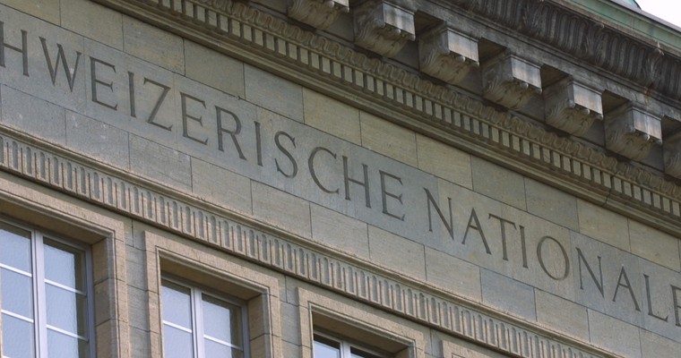 SNB senkt Inflations- und Wachstumsprognosen - Nachfrage nach EZB-Geld bleibt hoch