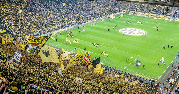 Borussia Dortmund: Fußballclub rangiert über den Erwartungen - Aktie im Fokus am 06.06.2024
