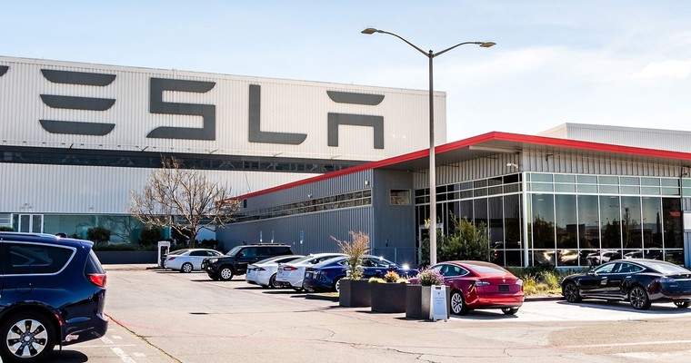 Tesla-Aktie soll auf 4.600 Dollar steigen