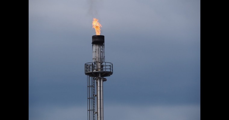 DAX zum Sprung über 15.500 bereit? Nasdaq und JD erholt, Gazprom und Gaspreise im Zwiespalt, RWE EON
