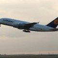 DAX heute leichter, Staat will Lufthansa-Aktien verkaufen, Hella übernommen, Telekom im Aufwind